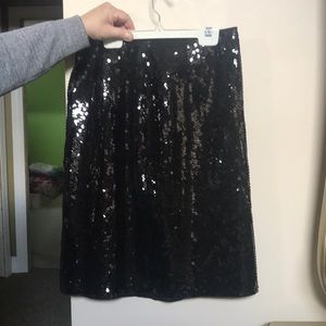 Black sequence skirt